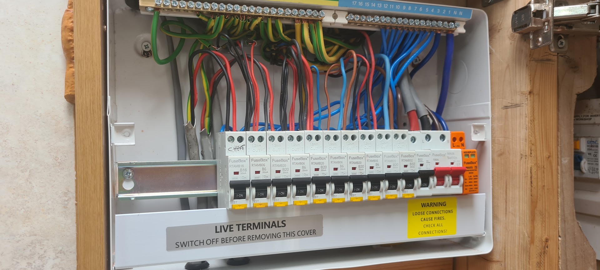 Upton Upon Severn Electrician - Worcestershire — Photos 1